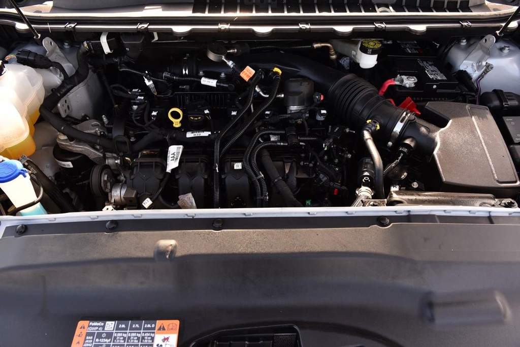 Ford Edge Vehicle Full-screen Gallery Image 25