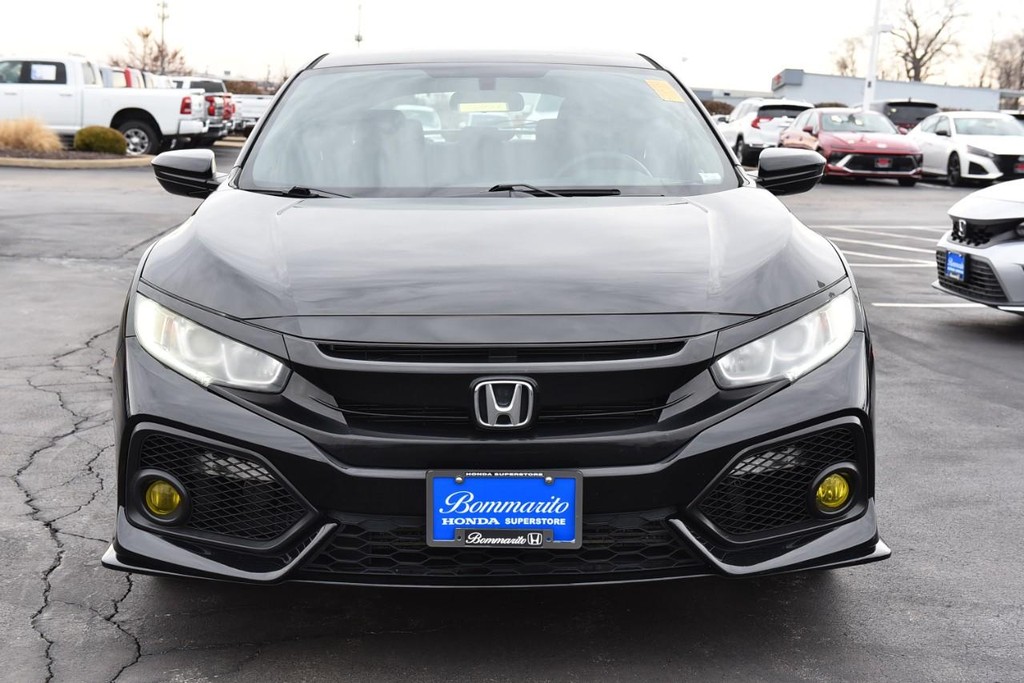 Honda Civic Hatchback Vehicle Image 04