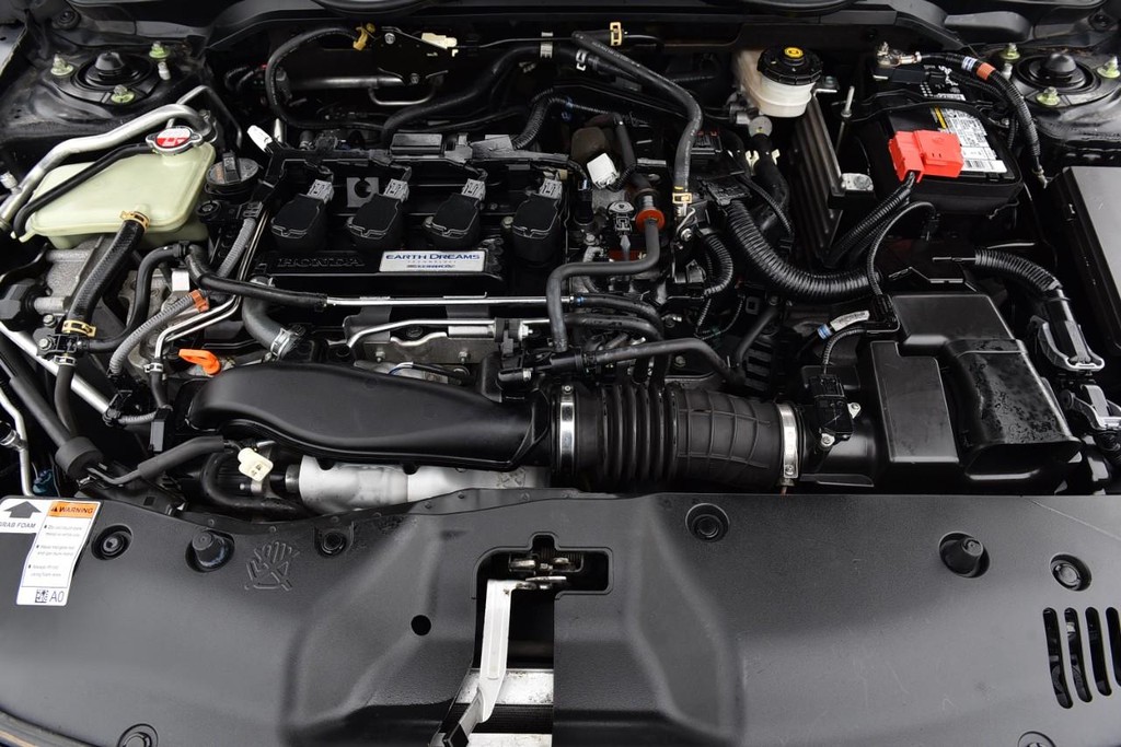 Honda Civic Hatchback Vehicle Image 20