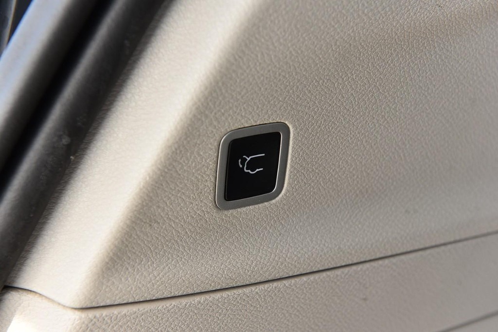 Chrysler Voyager Vehicle Image 25