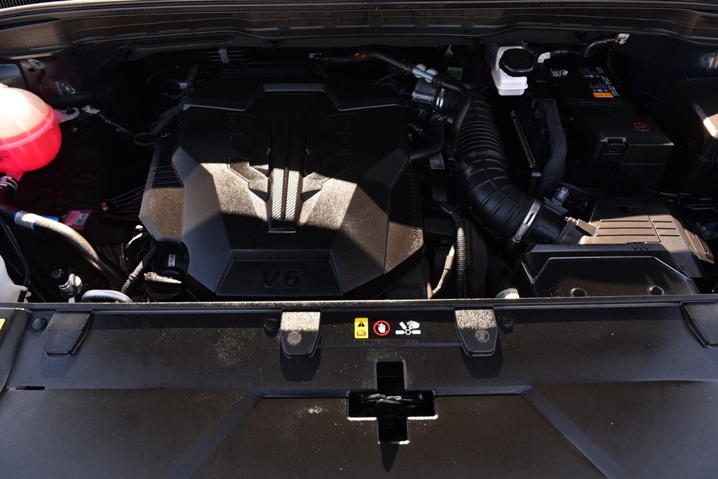 Kia Carnival Vehicle Full-screen Gallery Image 26