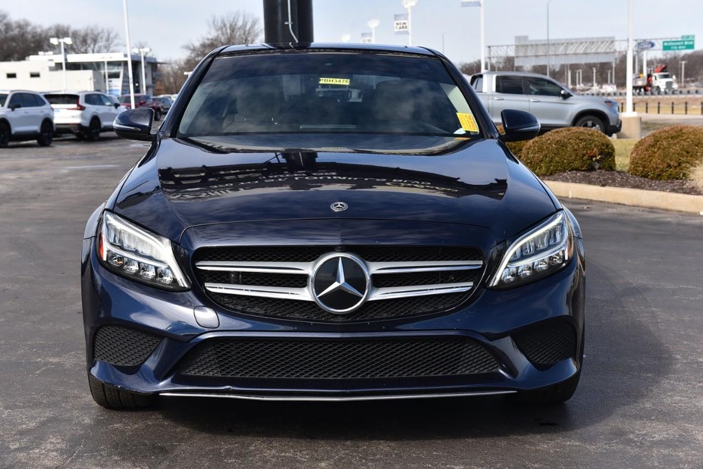 Mercedes-Benz C-Class Vehicle Image 04