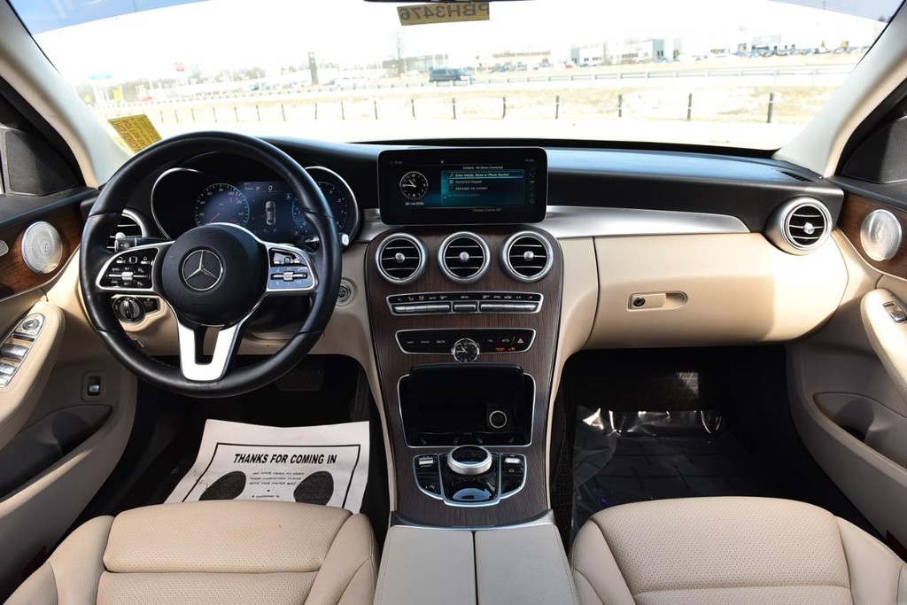 Mercedes-Benz C-Class Vehicle Image 07