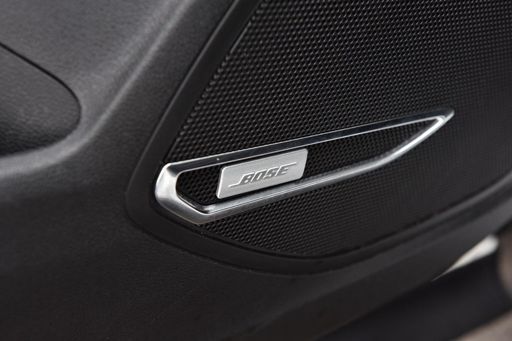 Buick Envision Vehicle Image 09