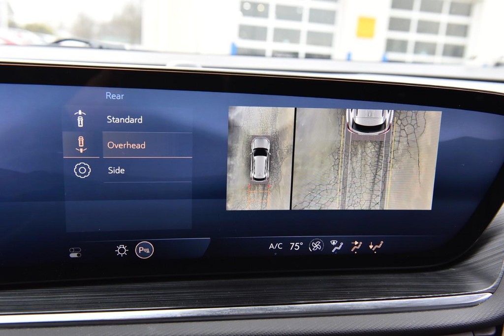 Buick Envision Vehicle Image 15