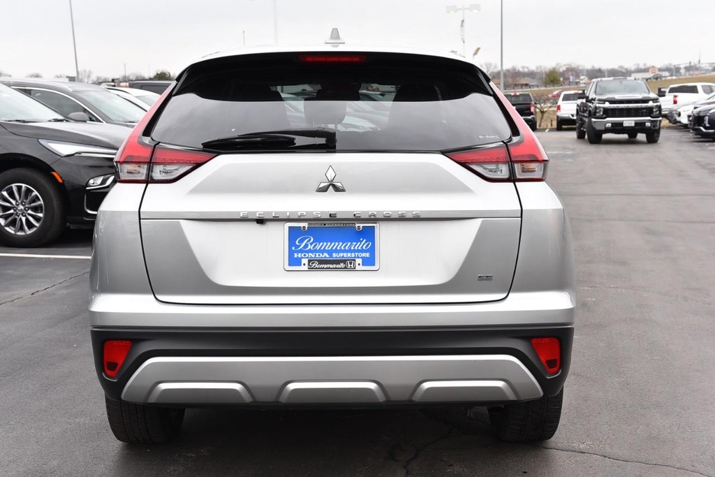 Mitsubishi Eclipse Cross Vehicle Image 06