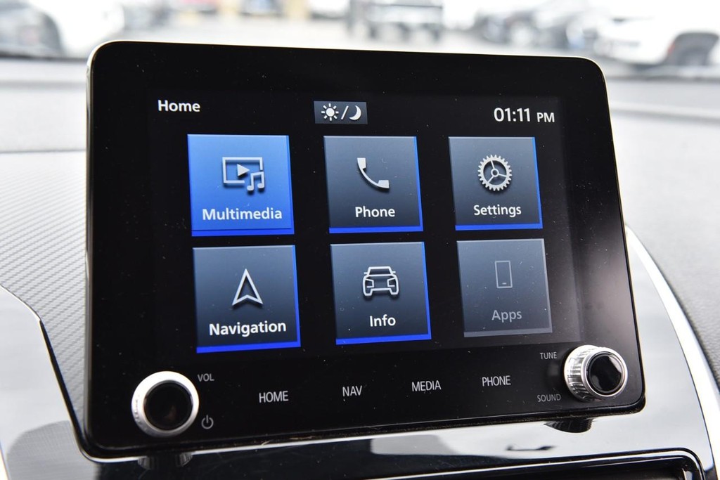 Mitsubishi Eclipse Cross Vehicle Image 13