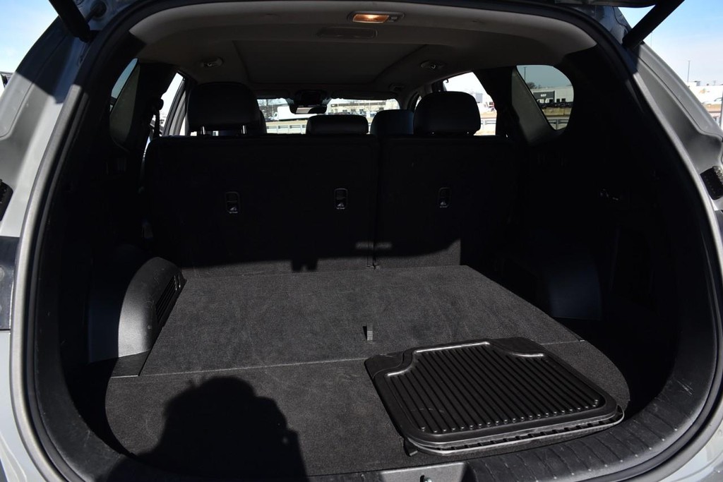 Hyundai Santa Fe Vehicle Image 26