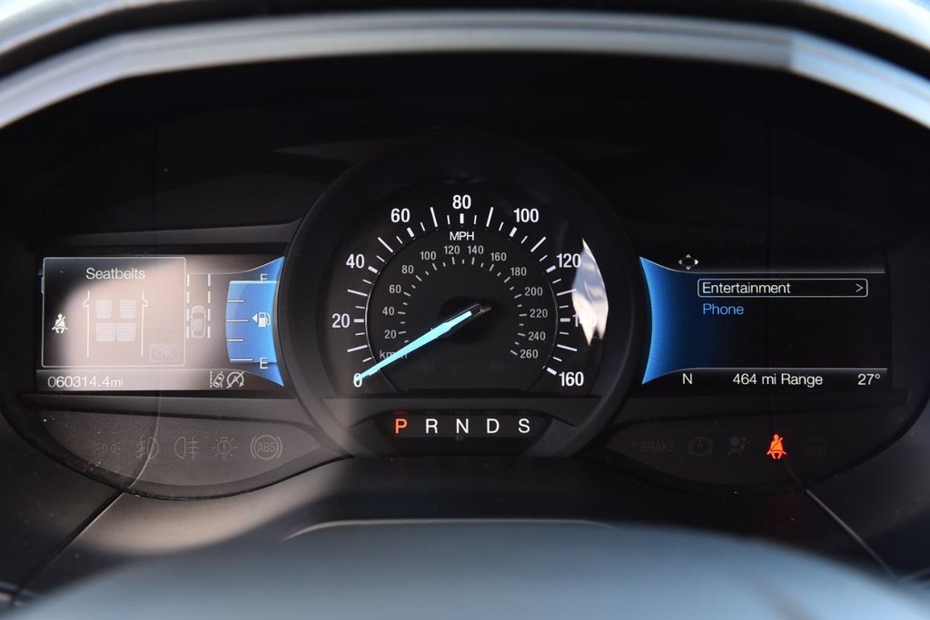 Ford Edge Vehicle Full-screen Gallery Image 11