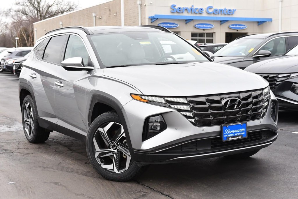 Hyundai Tucson Vehicle Image 02