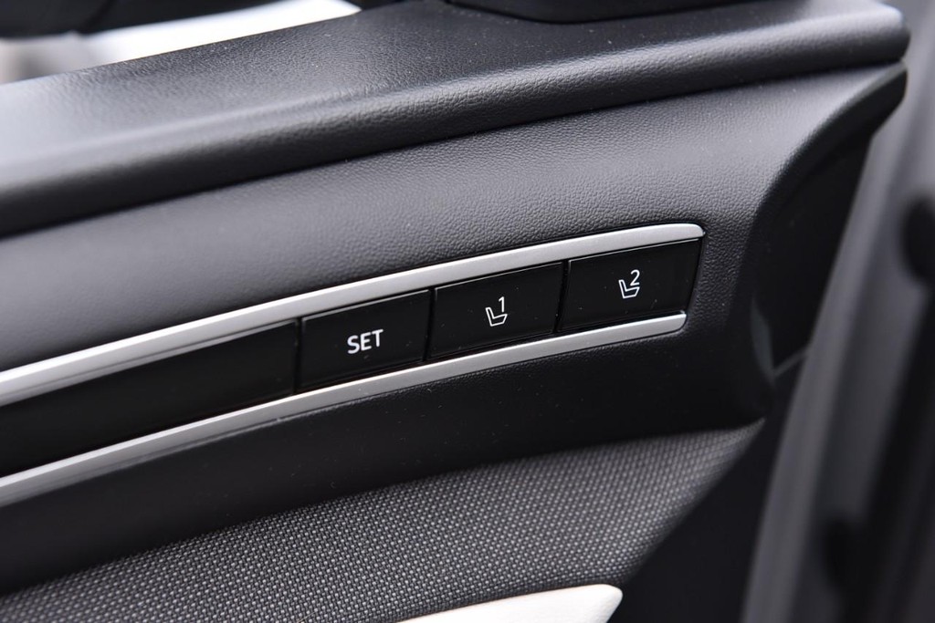 Hyundai Tucson Vehicle Image 09