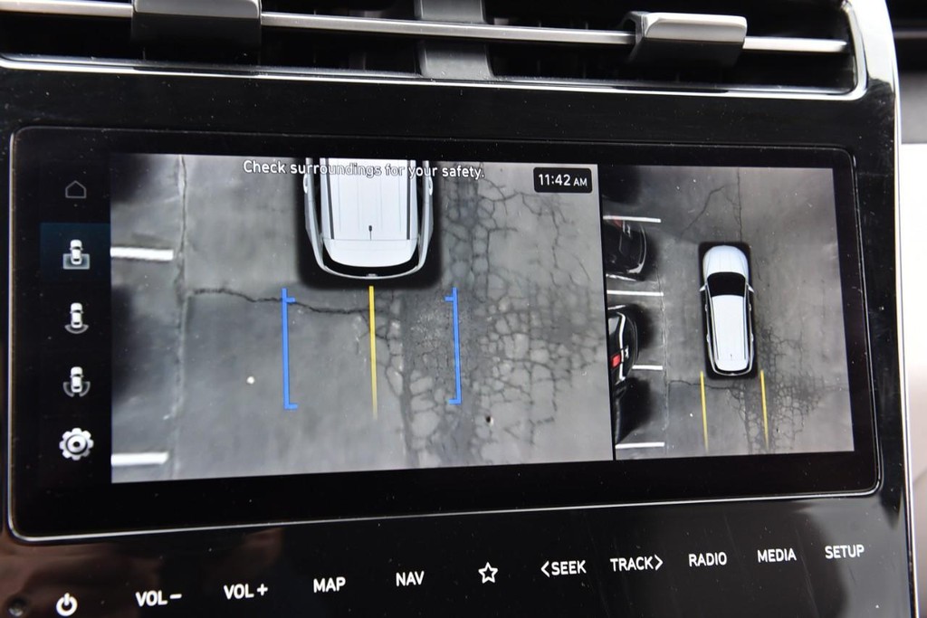 Hyundai Tucson Vehicle Image 14