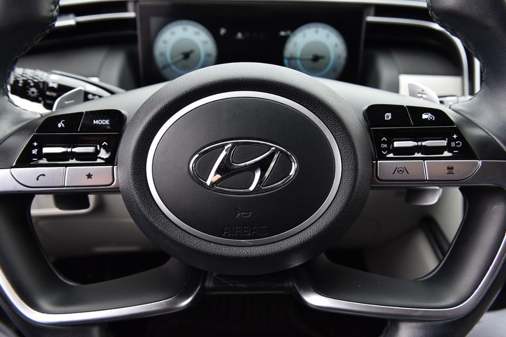 Hyundai Tucson Vehicle Image 22