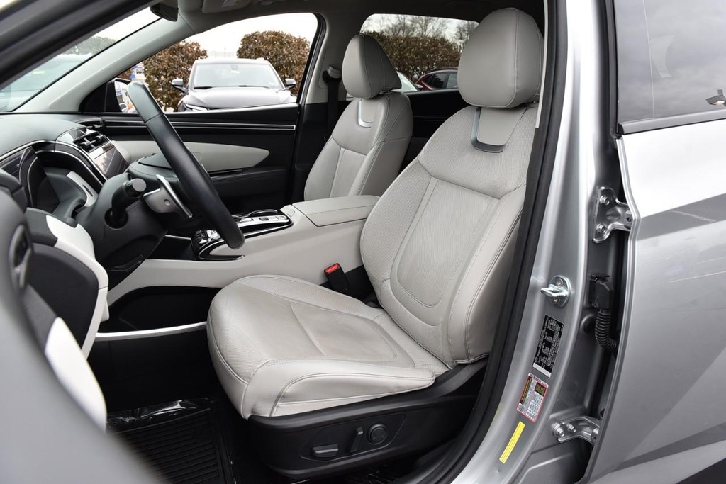 Hyundai Tucson Vehicle Image 23