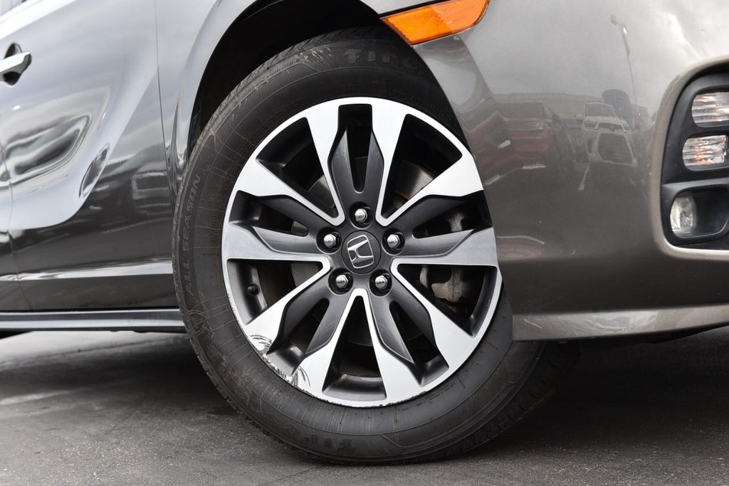 Honda Odyssey Vehicle Image 03