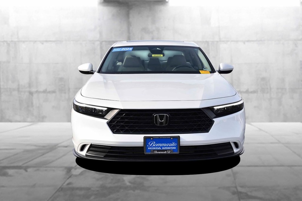 Honda Accord Sedan Vehicle Image 04