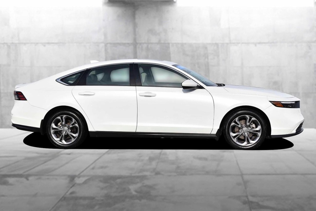 Honda Accord Sedan Vehicle Image 05