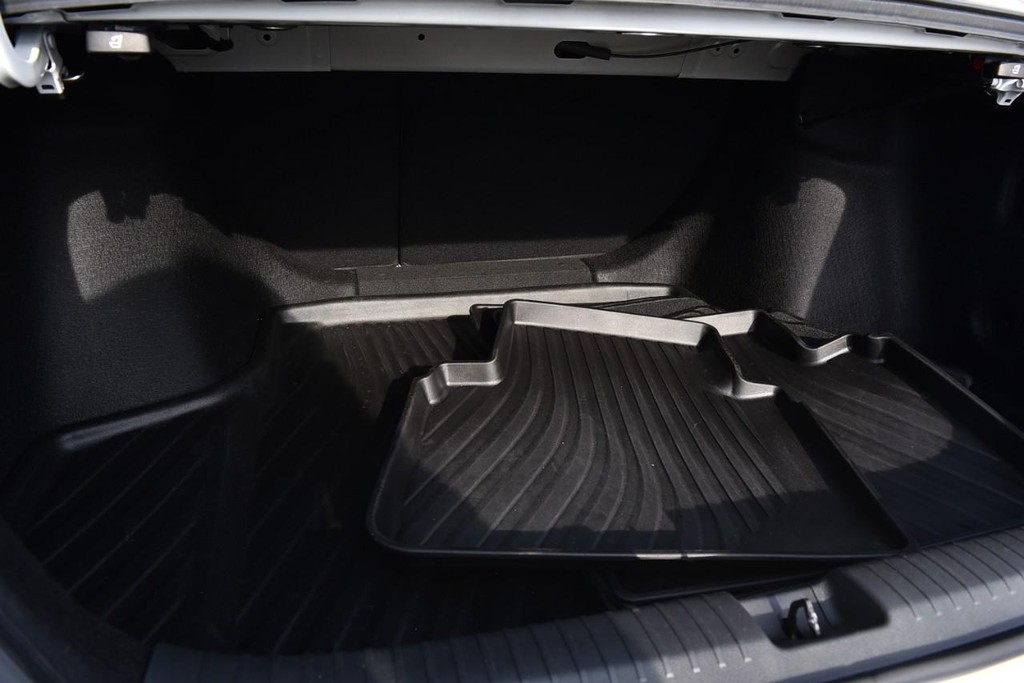 Honda Accord Sedan Vehicle Image 23