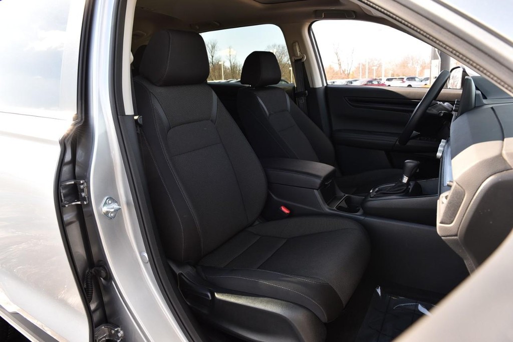 Honda CR-V Vehicle Image 21