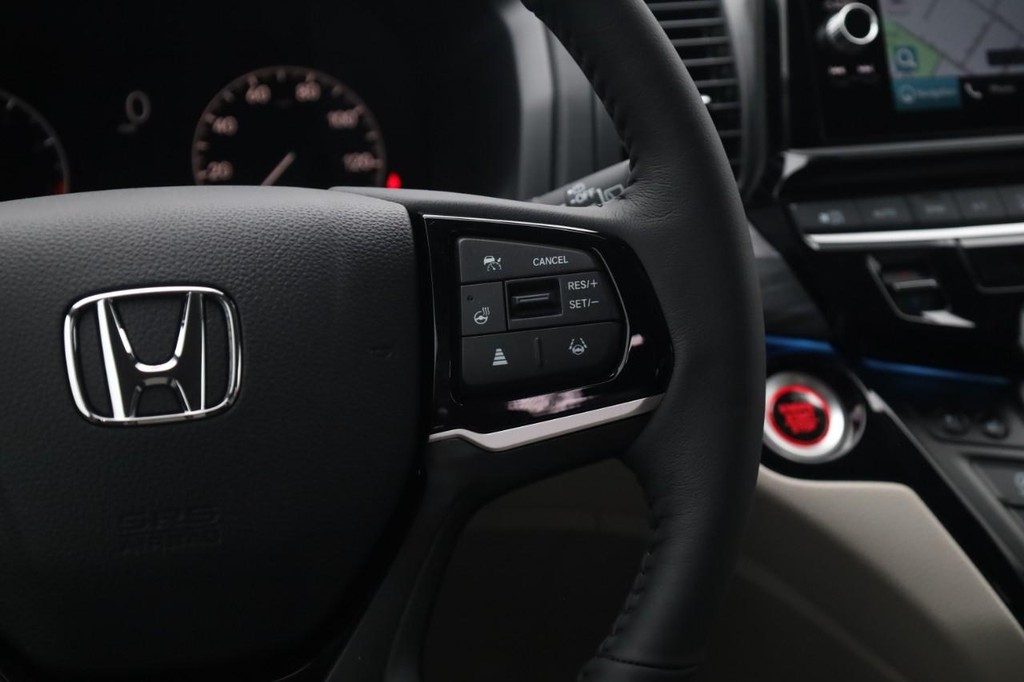 Honda Odyssey Vehicle Full-screen Gallery Image 9