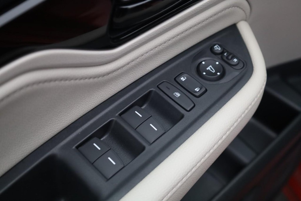 Honda Odyssey Vehicle Full-screen Gallery Image 11