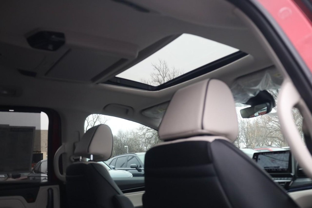 Honda Odyssey Vehicle Full-screen Gallery Image 23