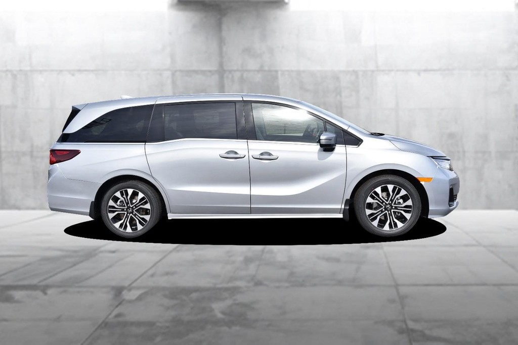 Honda Odyssey Vehicle Full-screen Gallery Image 5