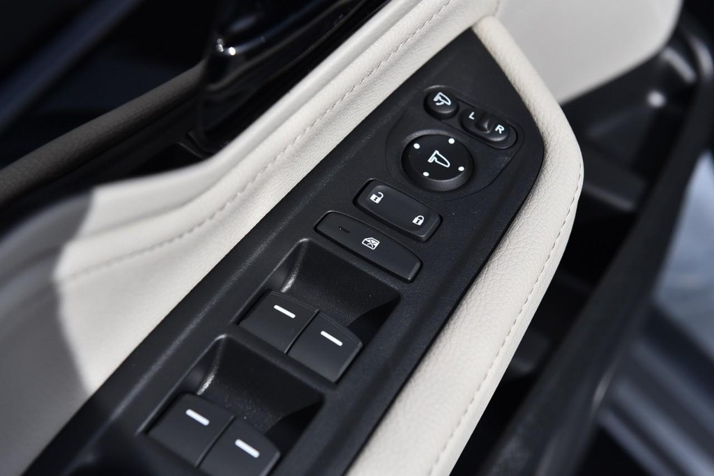 Honda Odyssey Vehicle Full-screen Gallery Image 8