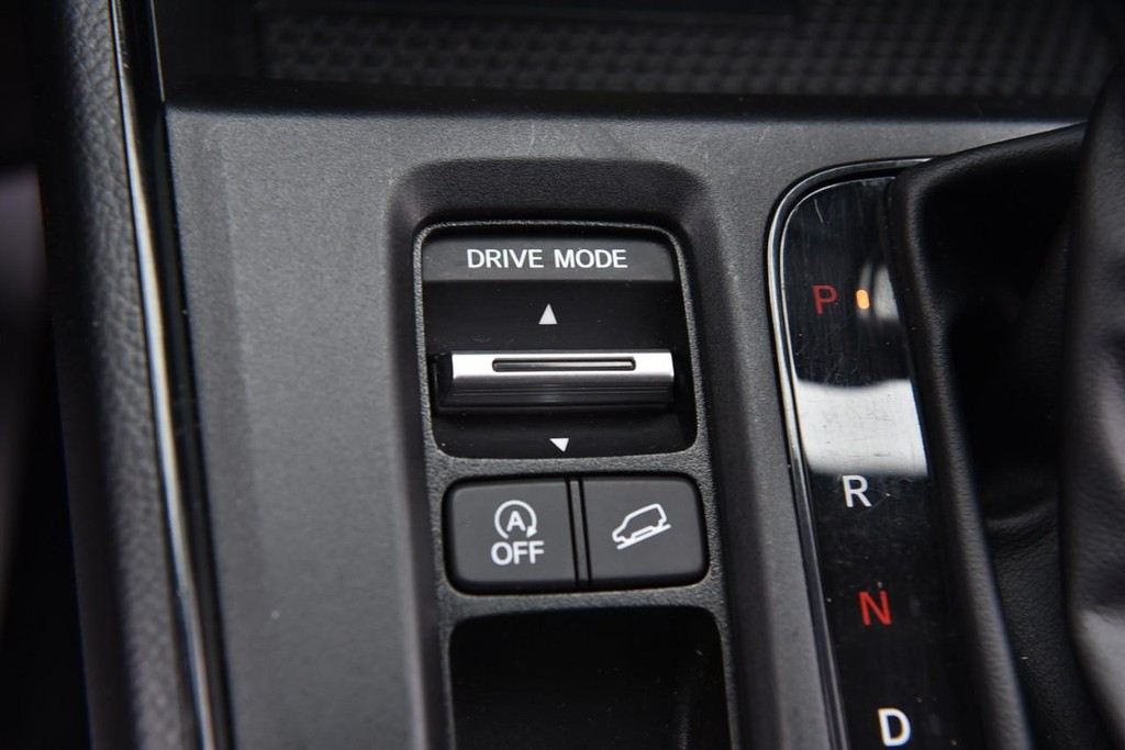 Honda CR-V Vehicle Image 19