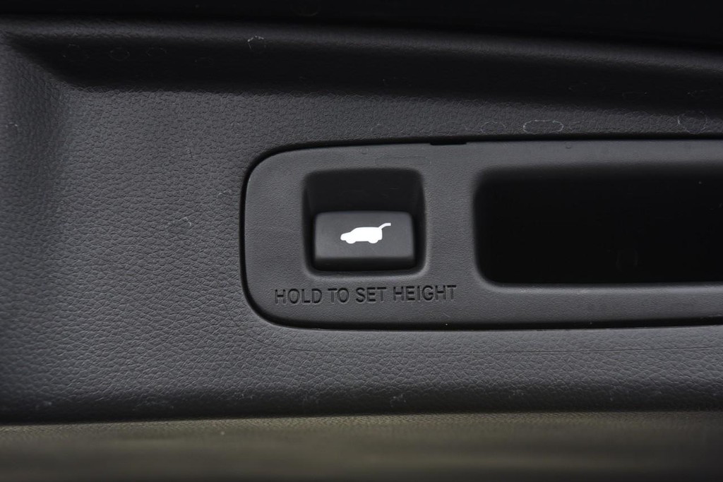 Honda CR-V Vehicle Image 29