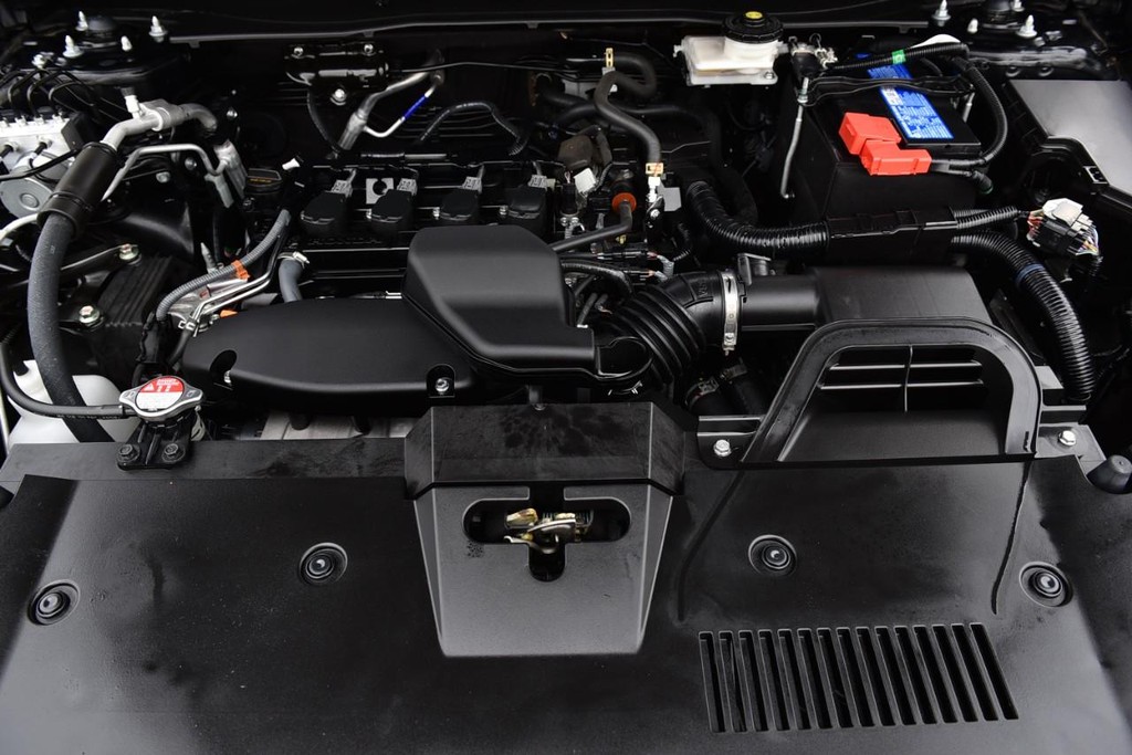 Honda CR-V Vehicle Image 30