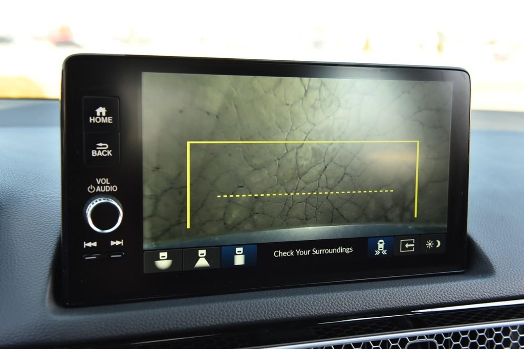 Honda Civic Hatchback Hybrid Vehicle Image 13