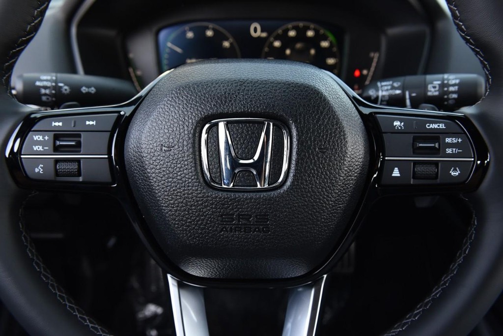 Honda Civic Hatchback Hybrid Vehicle Image 20