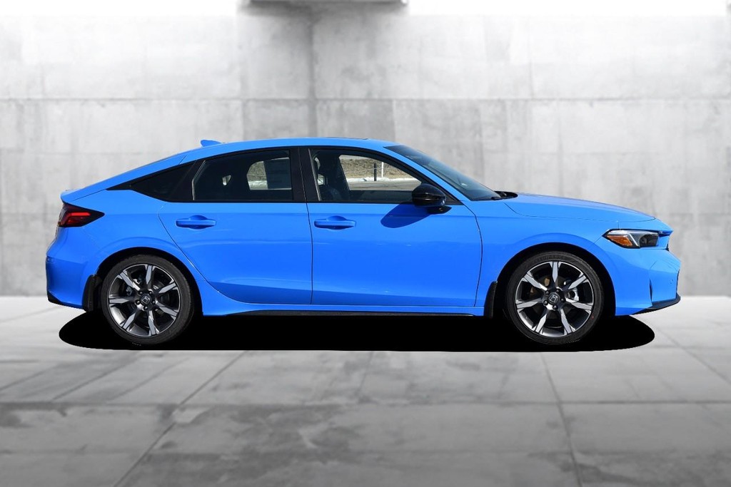 Honda Civic Hatchback Hybrid Vehicle Image 05