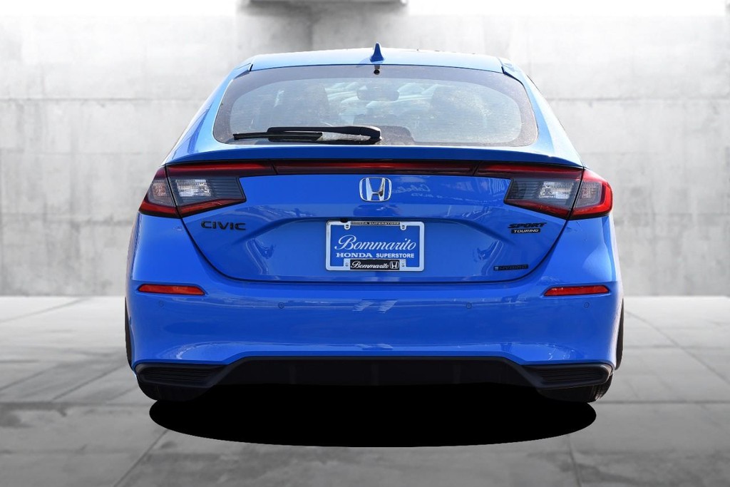 Honda Civic Hatchback Hybrid Vehicle Image 06