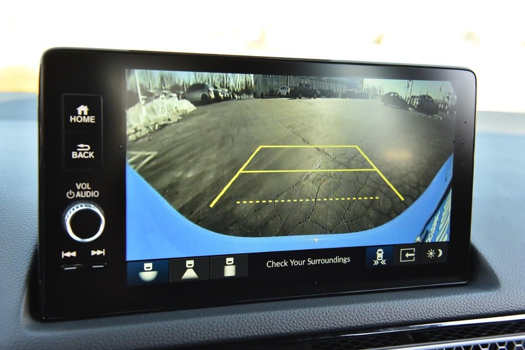 Honda Civic Hatchback Hybrid Vehicle Image 13