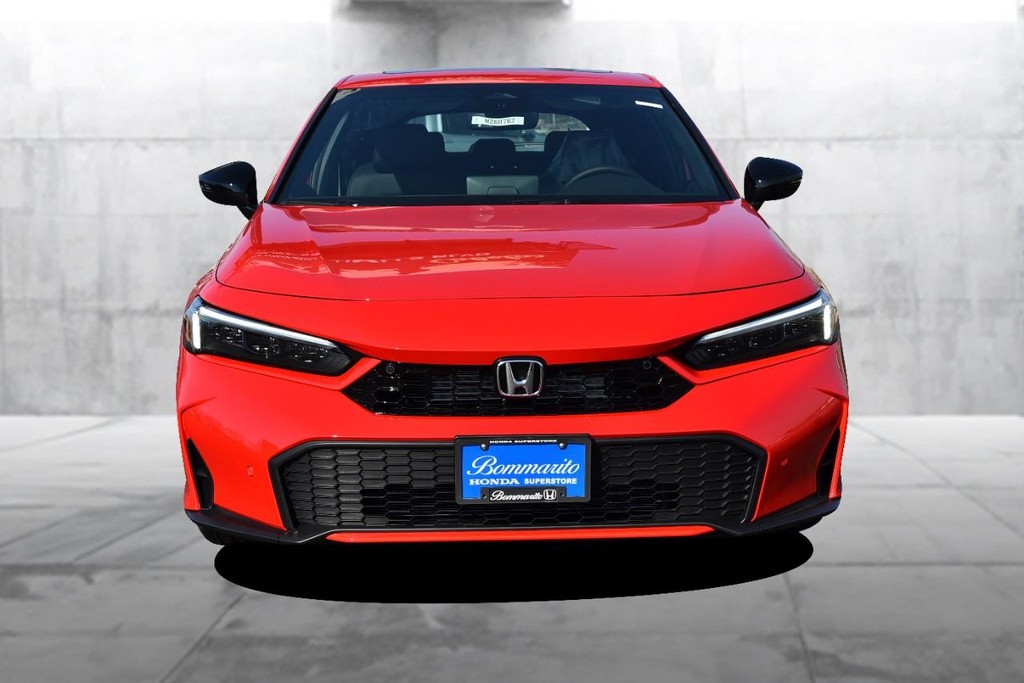 Honda Civic Hatchback Hybrid Vehicle Image 04