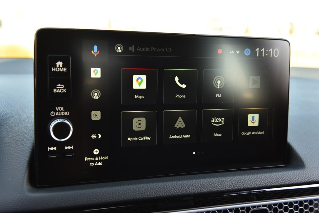 Honda Civic Hatchback Hybrid Vehicle Image 14