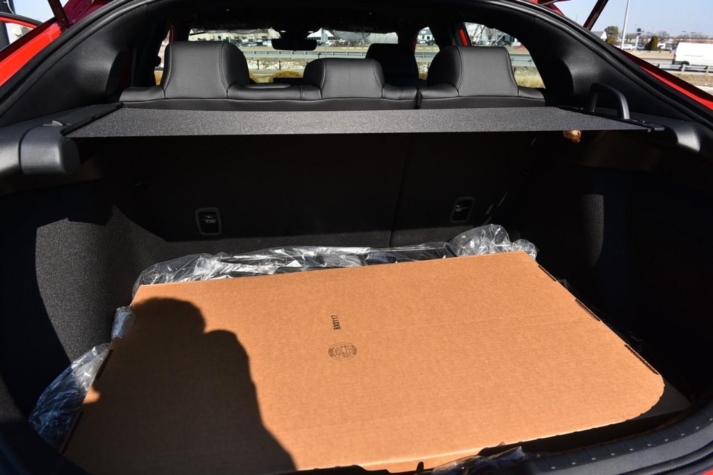 Honda Civic Hatchback Hybrid Vehicle Image 24