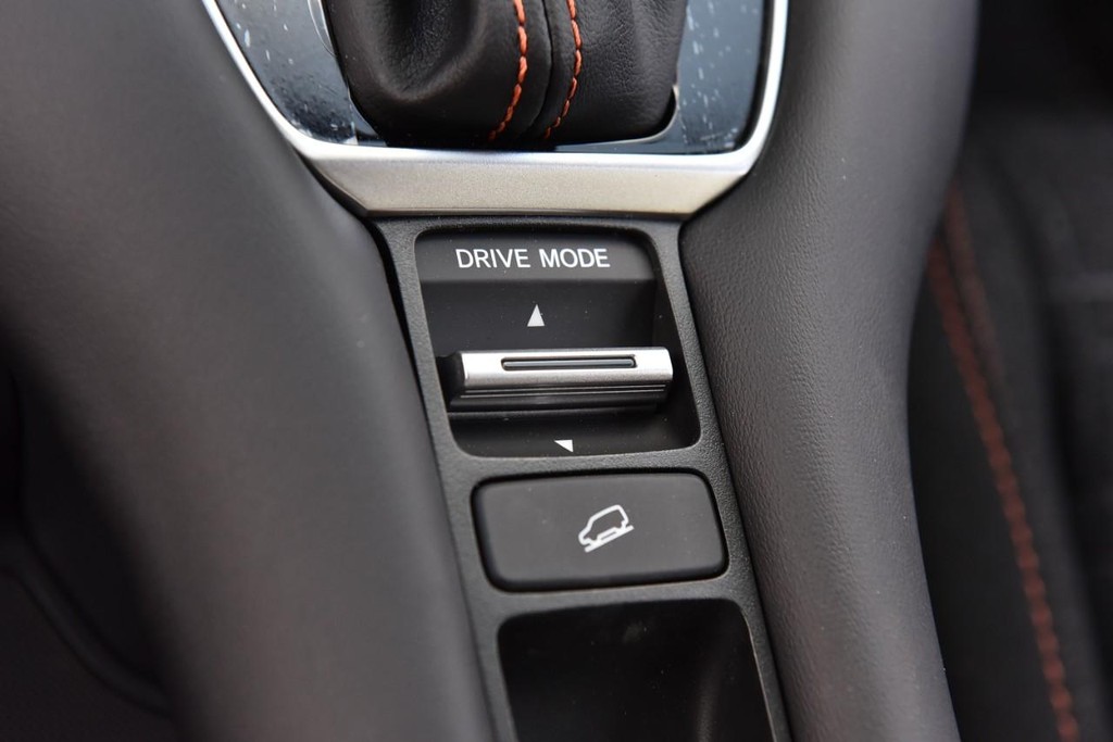 Honda HR-V Vehicle Image 16