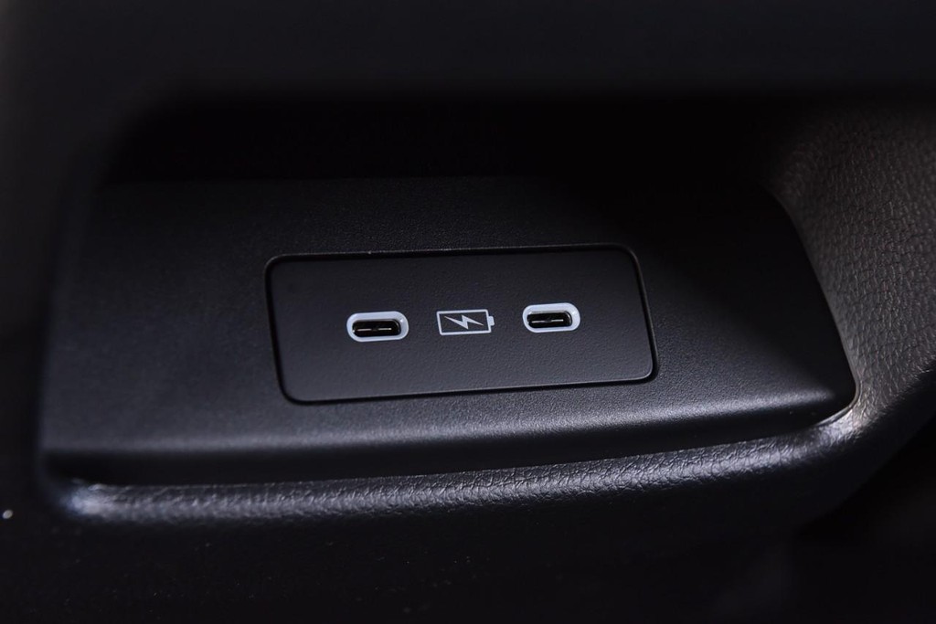 Honda CR-V Vehicle Full-screen Gallery Image 25