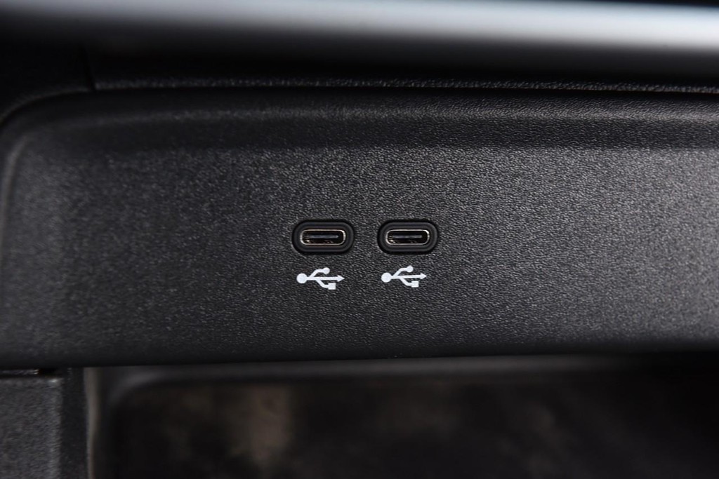 Honda Prologue Vehicle Image 19