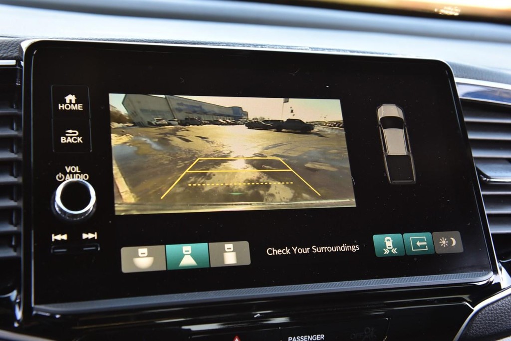 Honda Ridgeline Vehicle Image 15