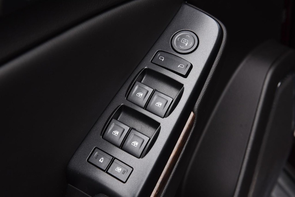 Chevrolet Tahoe Vehicle Image 08