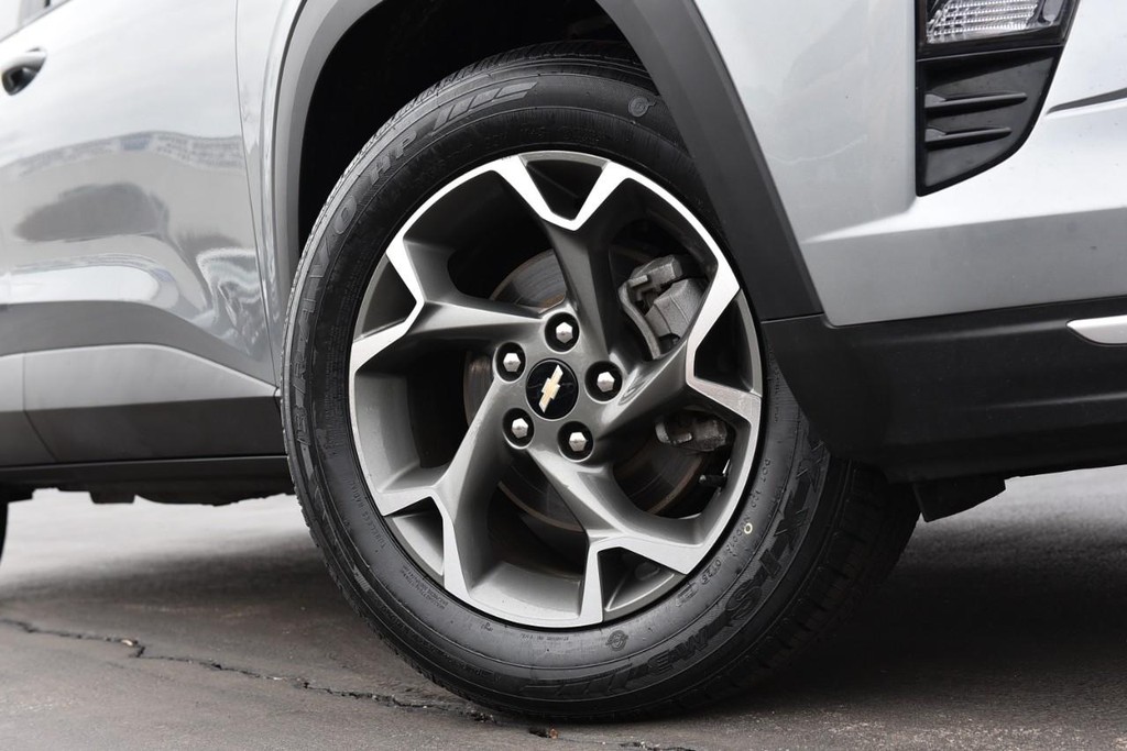 Chevrolet Trax Vehicle Image 03