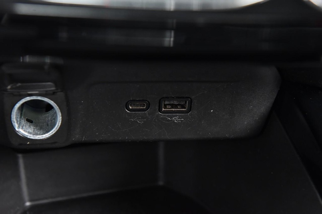 Chevrolet Trax Vehicle Image 14