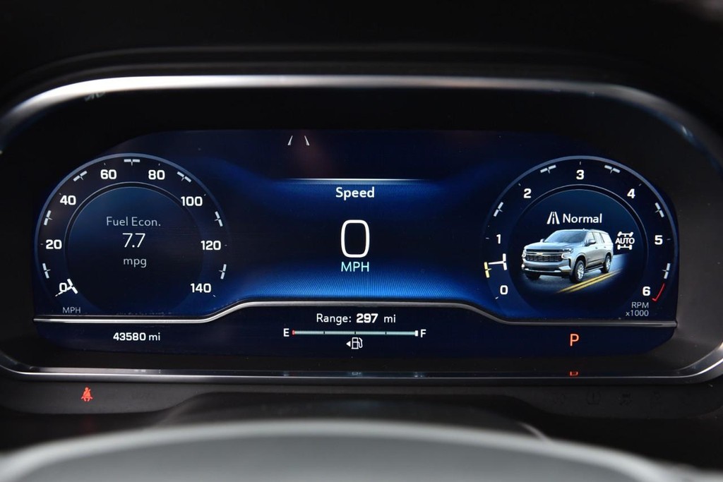 Chevrolet Tahoe Vehicle Image 11