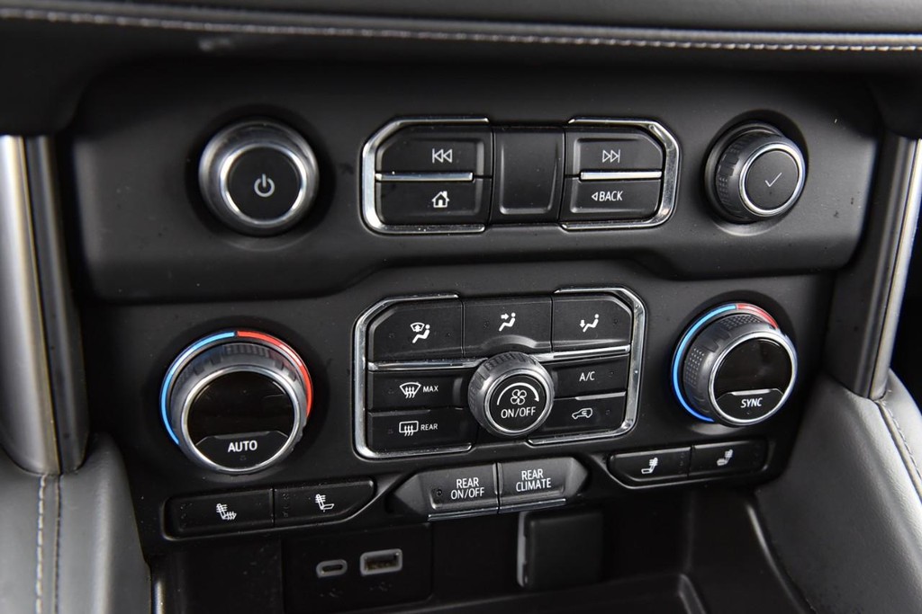 Chevrolet Tahoe Vehicle Image 15