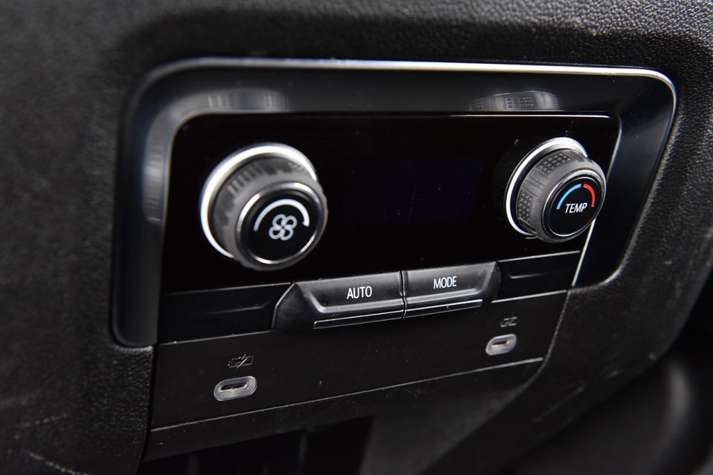 Chevrolet Tahoe Vehicle Image 22