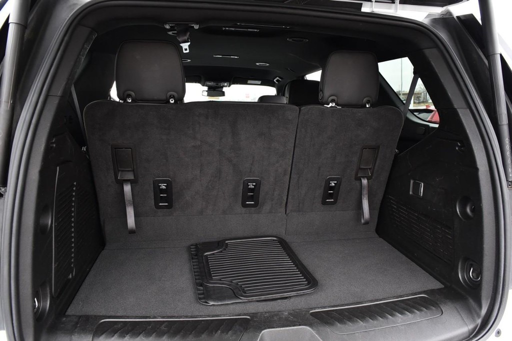 Chevrolet Tahoe Vehicle Image 24